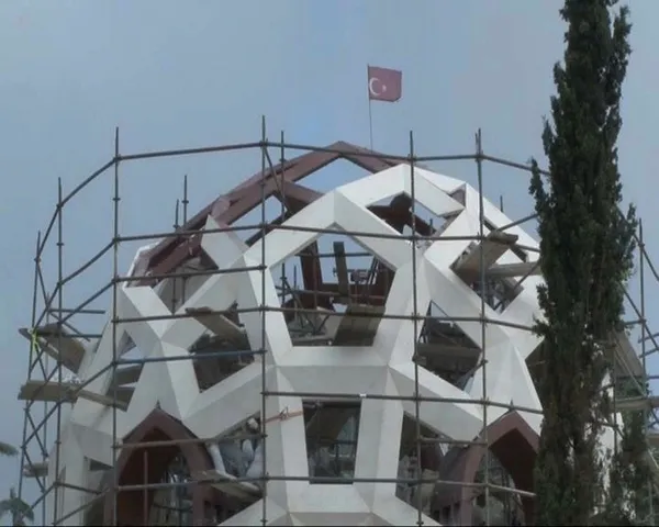 15 Temmuz Şehitler Anıtı'nın yüzde 95'i tamamlandı-3