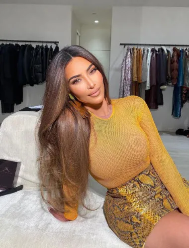 Kim Kardashian sosyal medyada para saçıyor! Tek bir şartla bin takipçisine 500 dolar gönderecek (3 bin 816 TL)-8