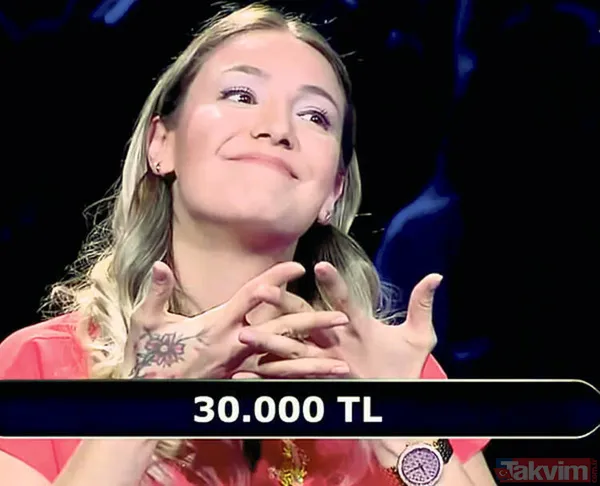 2020'de de All-Star 2022'de de laflarıyla ortalığı karıştıran Keklik Kenan İmirzalıoğlu'nun... Survivor Evrim çıka çıka bakın kim çıktı! - 13