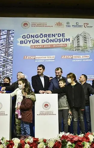 İstanbul'da deprem dönüşümü! Tozkoparan'da toplu konut anahtarları sahiplerine teslim edildi