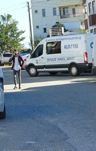 Antalya'da sır ölüm! Ukraynalı kadın apartta ölü bulundu