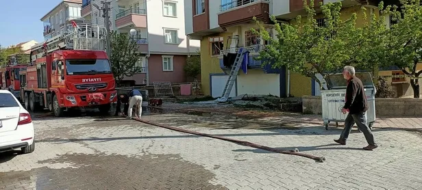Kırşehir'den 3 yaşındaki Kerzi Nur Kablan yangında hayatını kaybetti! 2 çocuğunu balkondan atarak alevlerden kurtaran anne yoğun bakımda-6