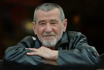 Şair Ahmet Telli tedavi gördüğü hastanede hayatını kaybetti