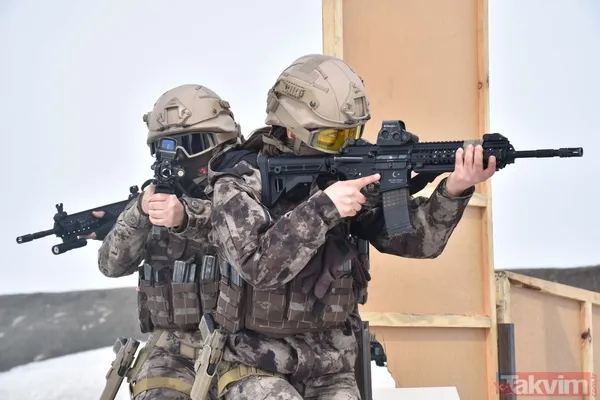 Kars'taki kadın PÖH'ler ve polisler görevlerinin başında! Teröristlerin korkulu rüyası - 18