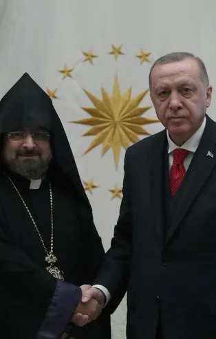 Son dakika: Başkan Erdoğan, Türkiye Ermenileri 85. Patriği Sahak Maşalyan’ı kabul etti