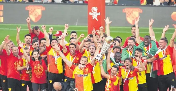 Göztepe kupasını aldı