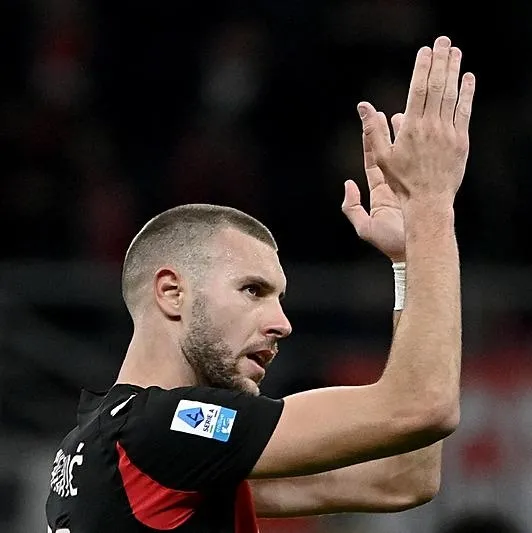 Galatasaray Pavlovic için bekliyor!