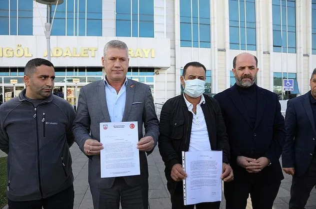 Şehit ağabeyi Tahir Gümren ve şehit ailelerinden İYİ Partili Türkkan hakkında suç duyurusu