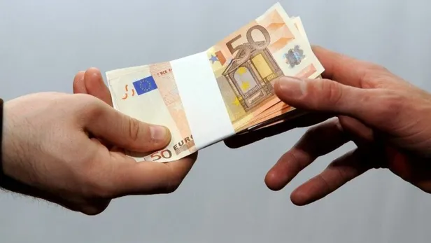 dolar-son-dakika-fiyati-ne-kadar-2-ocak-pazar-doviz-kuru-son-durum-1-dolar-kac-tl-euro-sterlin-ne-kadar-kac-tl-oldu-1641105071263.jpg Dolar son dakika fiyatı ne kadar? 2 Ocak Pazar döviz kuru son durum: 1 Dolar kaç TL? Euro, Sterlin ne kadar, kaç TL oldu?-3