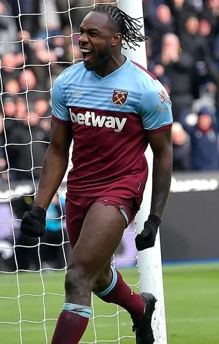 Fenerbahçe'nin yeni golcüsü Michail Antonio!