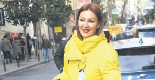Pınar Altuğ çekinerek poz verdi: Kıyafetim müsait değil