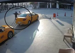 İskenderun’da satırlı vahşet kamerada