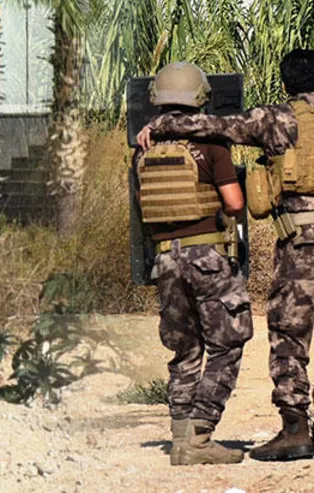 Antalya'da dehşet anları! Namluyu boynuna dayadı, yanına kimseyi yaklaştırmadı...