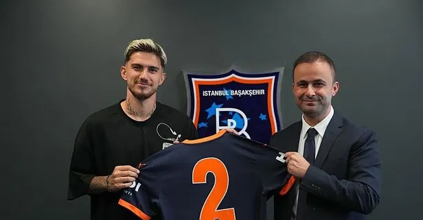 Berat Özdemir Başakşehir'de!