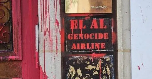 Fransa’da İsrail havayolu firmasına Filistin protestosu! Afişlerden korkup kepenk kapattılar
