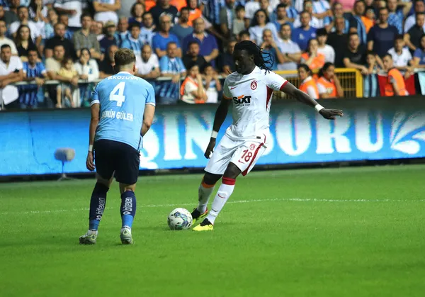 galatasarayda-carpici-istatistik-seferovic-mertens-ve-icardi-hepsi-sifir-cekti-1664958819106.jpg Galatasaray'da çarpıcı istatistik! Seferovic, Mertens ve Icardi! Hepsi "sıfır" çekti-2