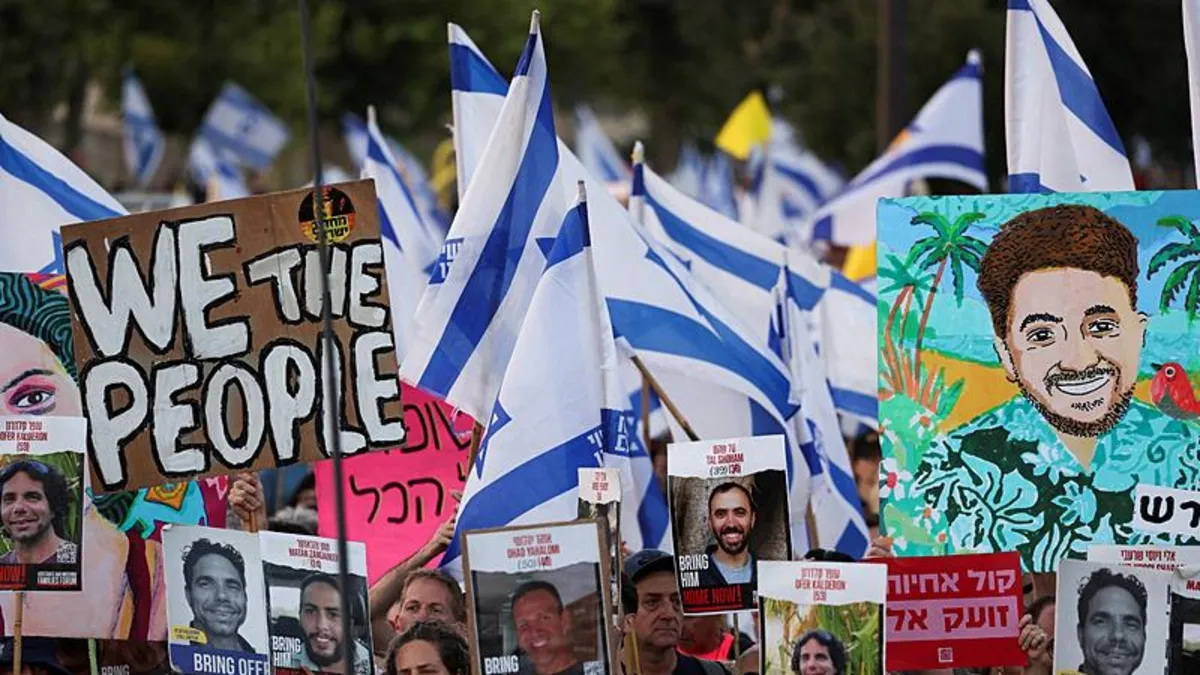 Halk sokaklarda! İsrailliler ateşkes için Tel Aviv'den Kudüs'e yürüdü