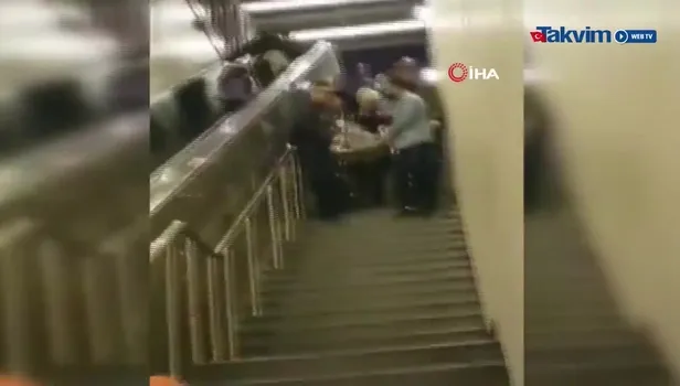 Metrobüs'te yoğunluktan sonra asansör rezilliği!
