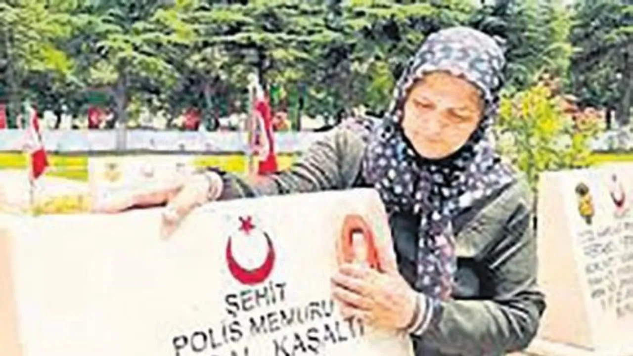Rahat uyu şehidim