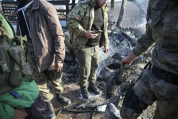PYD/PKK Afrin'den Azez'deki sivilleri füzeyle vurdu-4