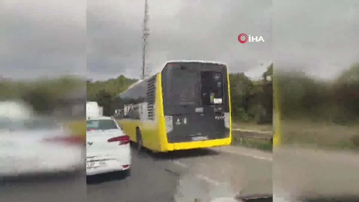 İETT Şoförünün Kural Tanımazlığı Kamerada: Emniyet Şeridinden Yolculuk!