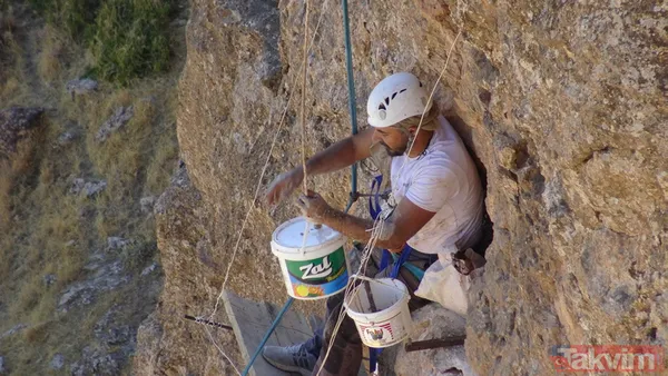 Kilogramı 500 TL! Batman'da dağlardan toplanan kaya balının sadece fazlasını satıyorlar - 3