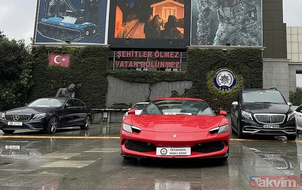 Ferrari, Porsche, Audi... Dilan ve Engin Polat çiftine ait lüks araçlar AVM otoparkında böyle görüntülendi - 22