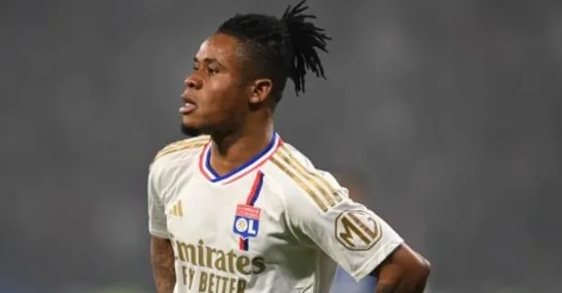 Beşiktaş Lyon'un forveti Orban'ı gündemine aldı!