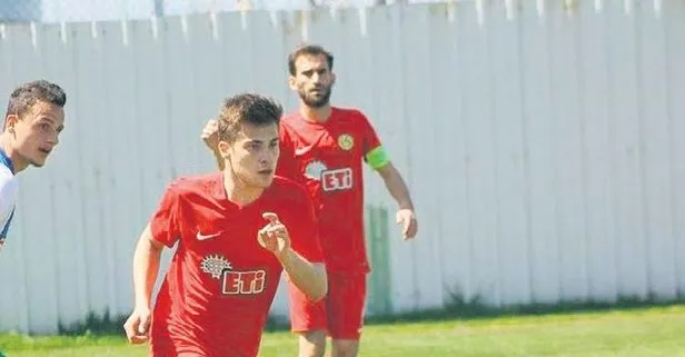Eskişehirspor’un futbolcusu Kaan Öztürk trafik kazasında hayatını kaybetti