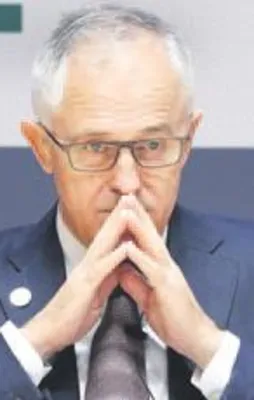 Telefonu yüzüne kapattı