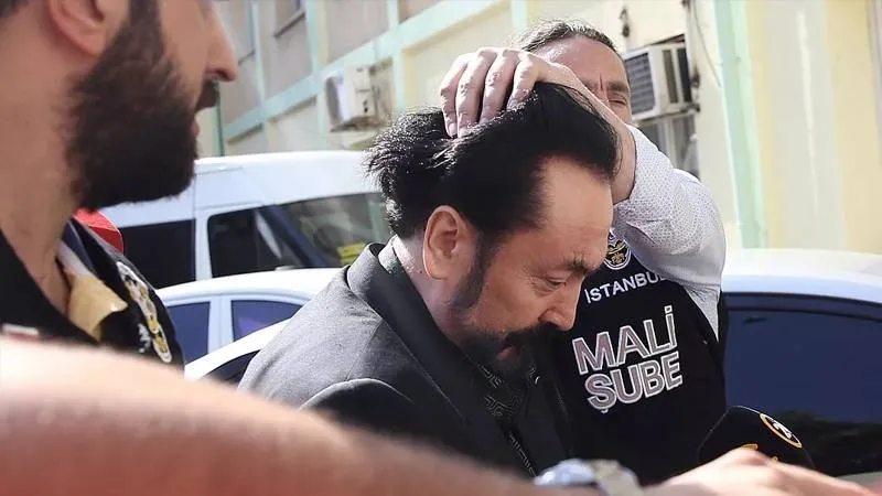 Adnan Oktar suç örgütü soruşturmasında kritik adım! Bircan Yıldırım hakkında yakalama kararı-16
