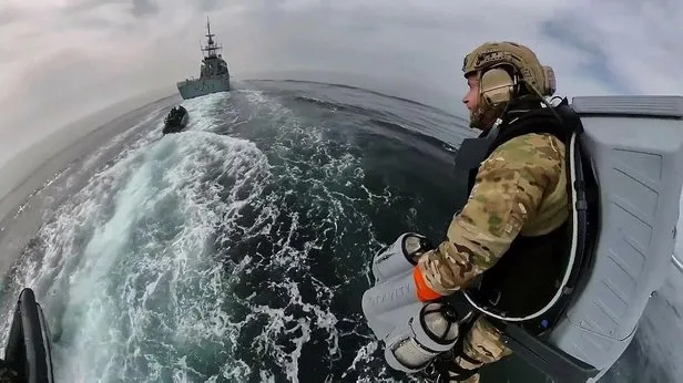 İngiliz ordusu dökülüyor! Son teknoloji uçak gemisi sınıfta kaldı: NATO tatbikatına katılamıyor