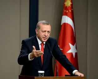 Cumhurbaşkanı Erdoğan’dan 8 dilde Regaib Kandili mesajı