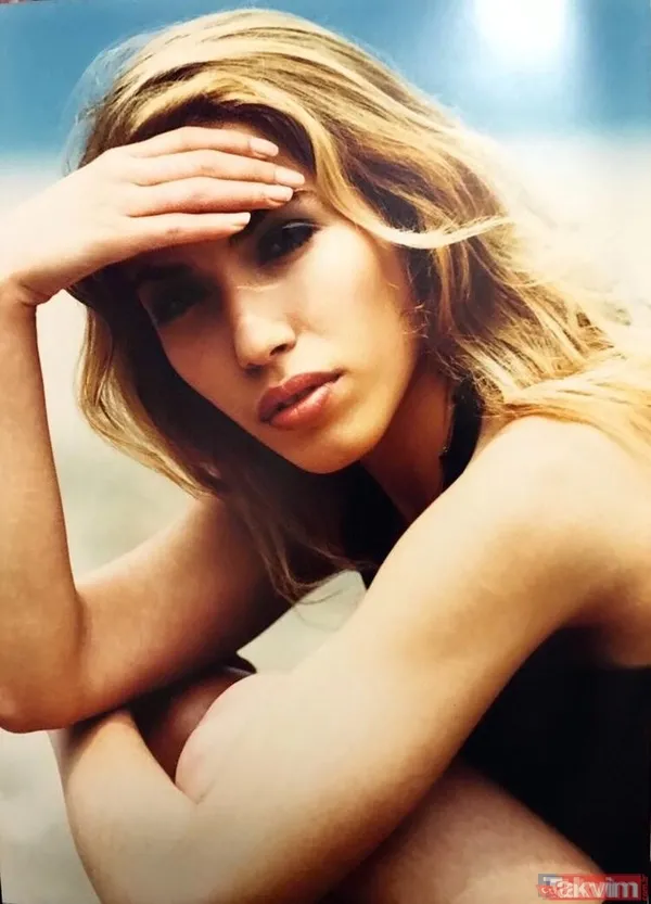 Müge Anlı da lepiska saçlarıyla '20'li yaşlar challenge' akımına uydu! Güzelliğiyle mest eden Müge Anlı'nın gençliği ve Esra Erol... - 31