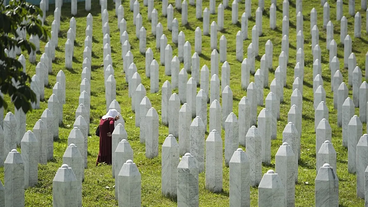 Srebrenitsa’da dinmeyen acı: Başkan Erdoğan’dan “Srebrenitsa’yı asla unutmayacağız” mesajı