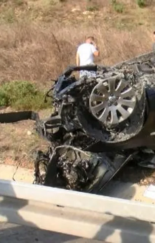 Pendik Kuzey Marmara Otoyolu'nda feci kaza! Anne ve babaları ölen iki çocuk araçtan yaralı olarak kurtuldu