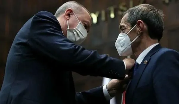 CHP Çanakkale İl Başkanı Metin Ümit Ünal'dan koronavirüse yakalandığını duyuran Meclis üyesine skandal sözler-7