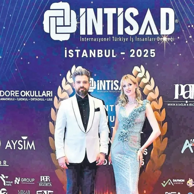 Törene ünlü akını