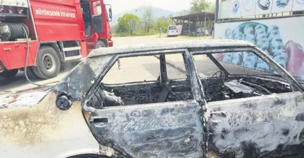 Kahraman! 3 yaşındaki miniği yanan araçtan son anda kurtardı