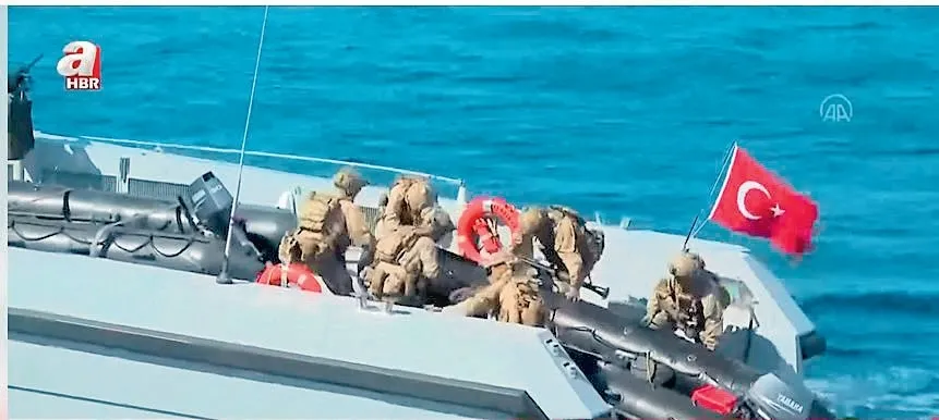 somalide-rehine-operasyonu-1788988069976.jpeg Somali açıklarında kaçırılan Türk bayraklı MV LATUF gemisi, Türk ve Somali güçlerinin ortak operasyonuyla kurtarıldı-4