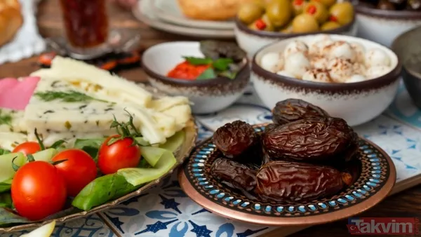 Oruç tutarken bu besinleri sakın tüketmeyin! Susuzluğu arşa çıkarıyor - 2