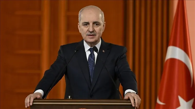 tbmm-baskani-numan-kurtulmustan-anayasa-cagrisi-chpnin-kursu-provokasyonuna-tepki-demokrasiye-karsi-bir-hareke-1770898902865.jpeg TBMM Başkanı Numan Kurtulmuş'tan "anayasa" çağrısı! CHP'nin kürsü provokasyonuna tepki: Demokrasiye karşı bir hareket-3