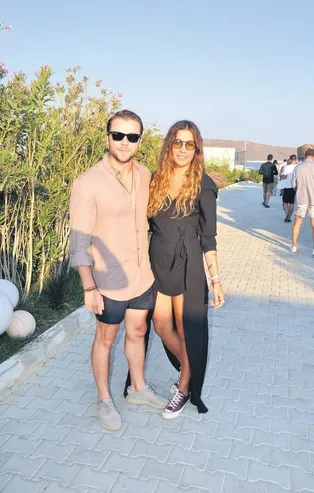 Zeynep Mayruk ile Tolga Sarıtaş evlilik kararı aldı!