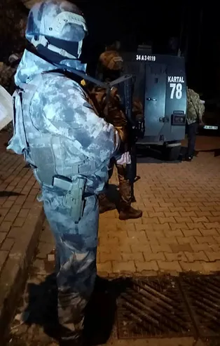 İstanbul'da hareketli anlar! Helikopterler havalandı