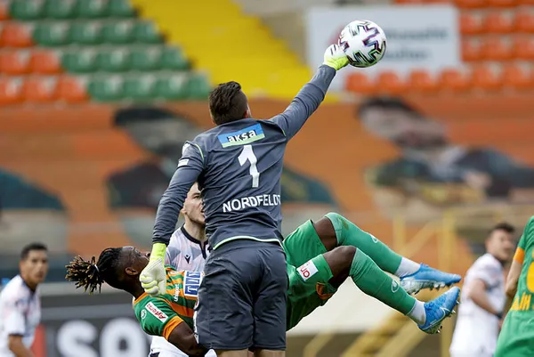 alanyaspor-1-2-genclerbirligi-mac-ozeti-1617552867156.jpg Alanyaspor 1-2 Gençlerbirliği | Maç Özeti-5