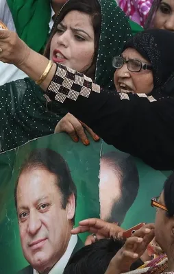 Pakistan'ın FETÖ'süne darbe yaptırdılar