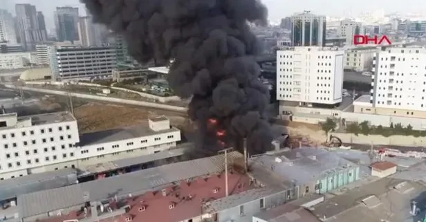 Son dakika: İstanbul Halkalı’da iş yerinde yangın çıktı! Dumanlar kilometrelerce uzaktan görüldü