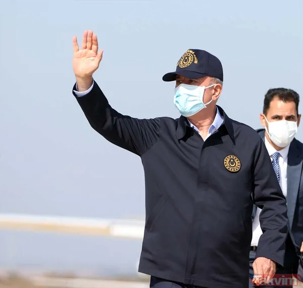 SON DAKİKA: Milli Savunma Bakanı Akar komutanlarla Edirne'de! Yunanistan'a sert mesaj - 1