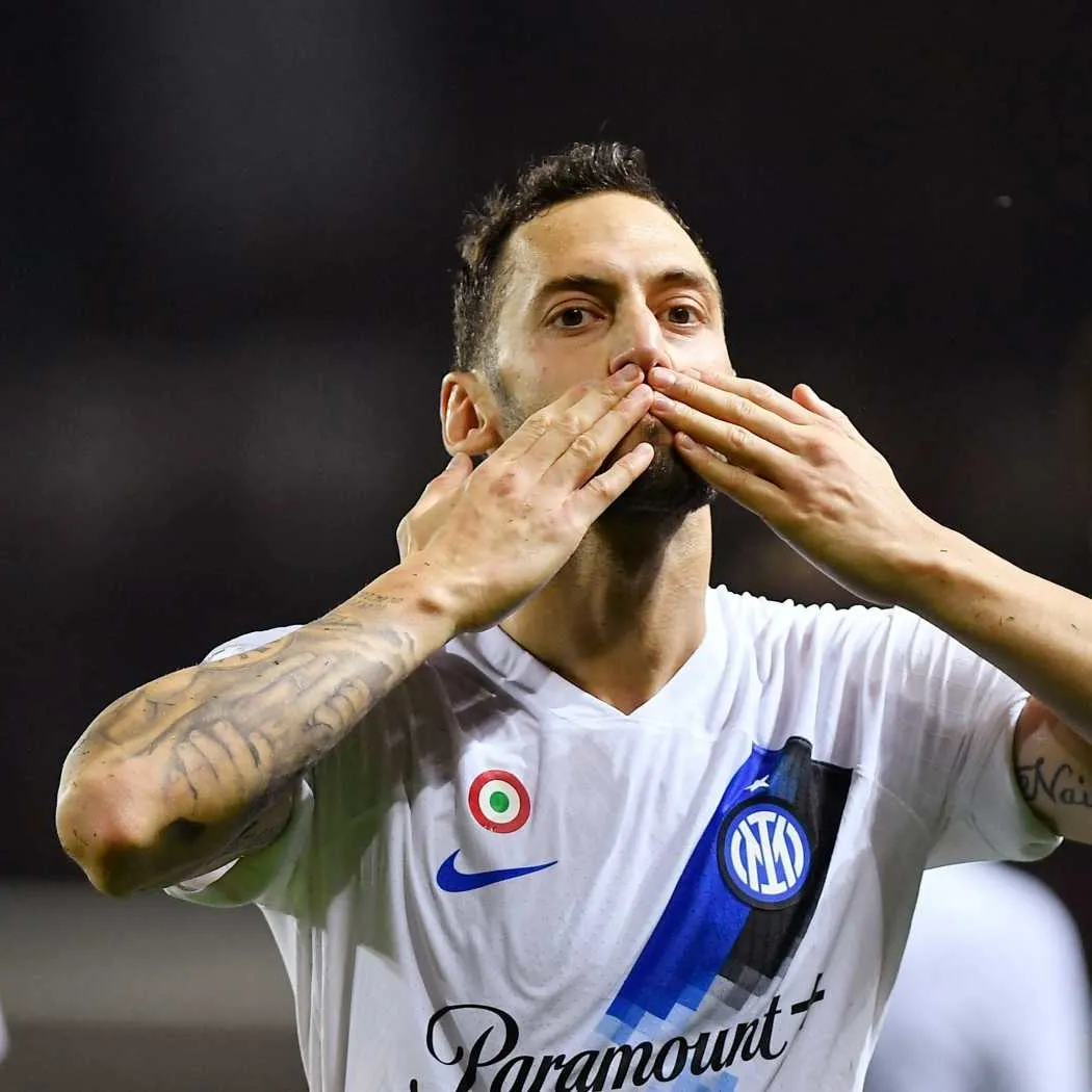 Hakan ve Martinez barıştı mı?