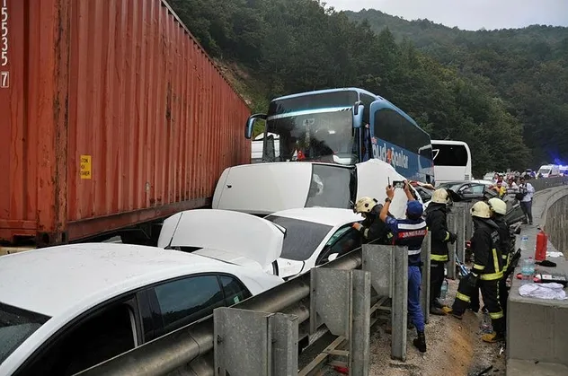 Bursa'da zincirleme kaza